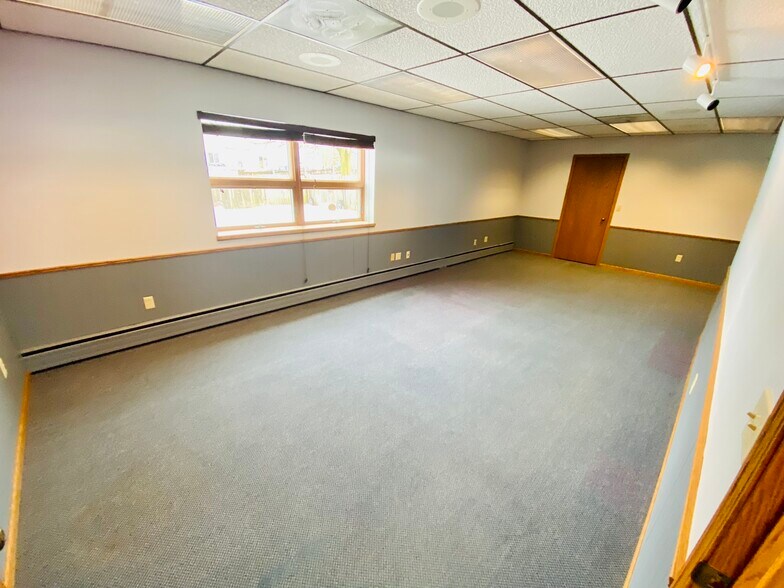 More Photos Of 713 Railroad Ave, Lomira Storefront For Lease