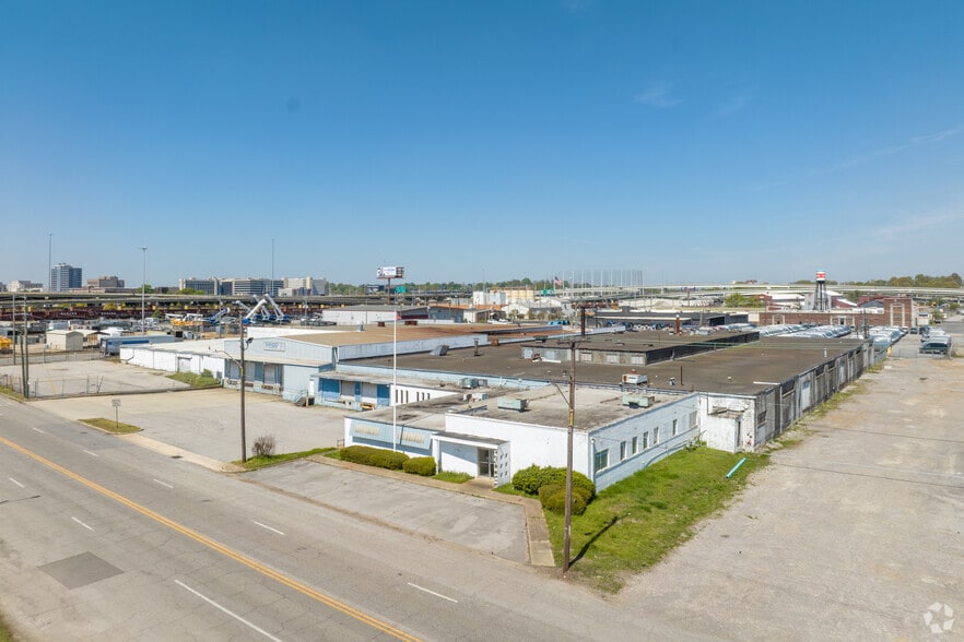 More Photos Of 2800 Messer Airport Hwy, Birmingham Industrial For Lease