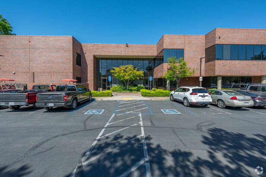 More Photos Of 3800 Watt Ave, Sacramento Office For Lease