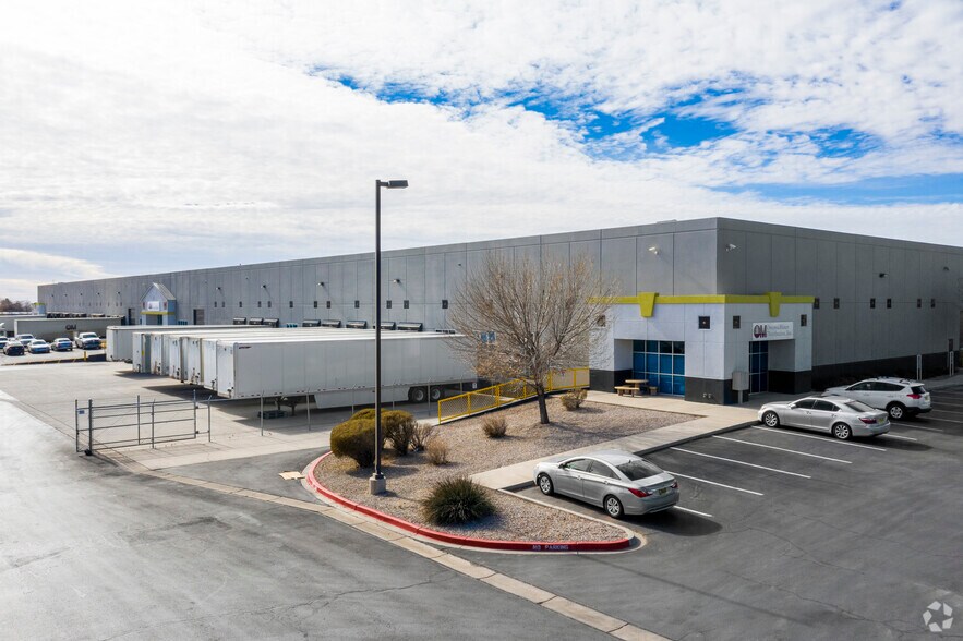 More Photos Of 8000 Bluewater Rd NW, Albuquerque Distribution For Lease