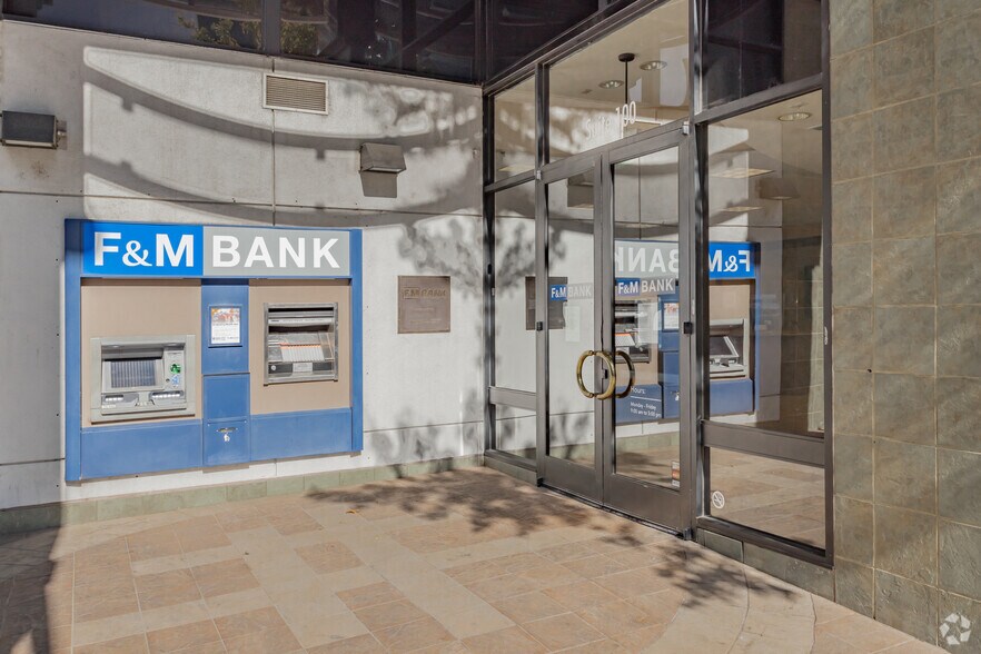 More Photos Of 1303 J St, Sacramento Office For Lease
