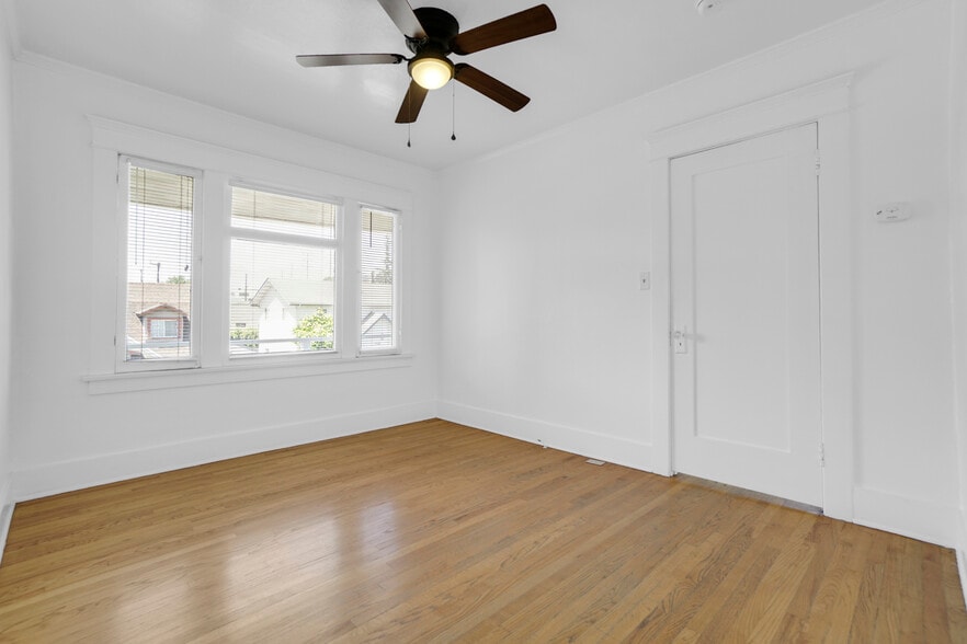 More Photos Of 2531 Elsinore St, Los Angeles Multifamily For Sale