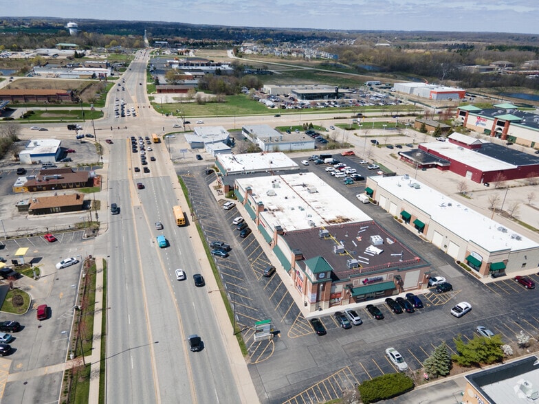 More Photos Of 2000 W Main St, St Charles General Retail For Lease