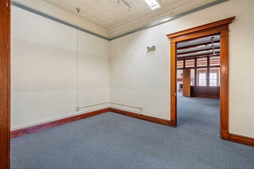 More Photos Of 260 Broadway, Saratoga Springs Coworking Space