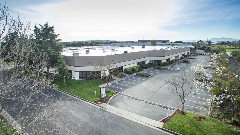 More Photos Of 2349 N Watney Way, Fairfield Warehouse For Lease