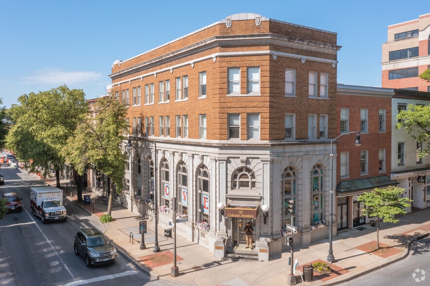 More Photos Of 5 S Market St, Frederick Storefront Retail Office For Lease