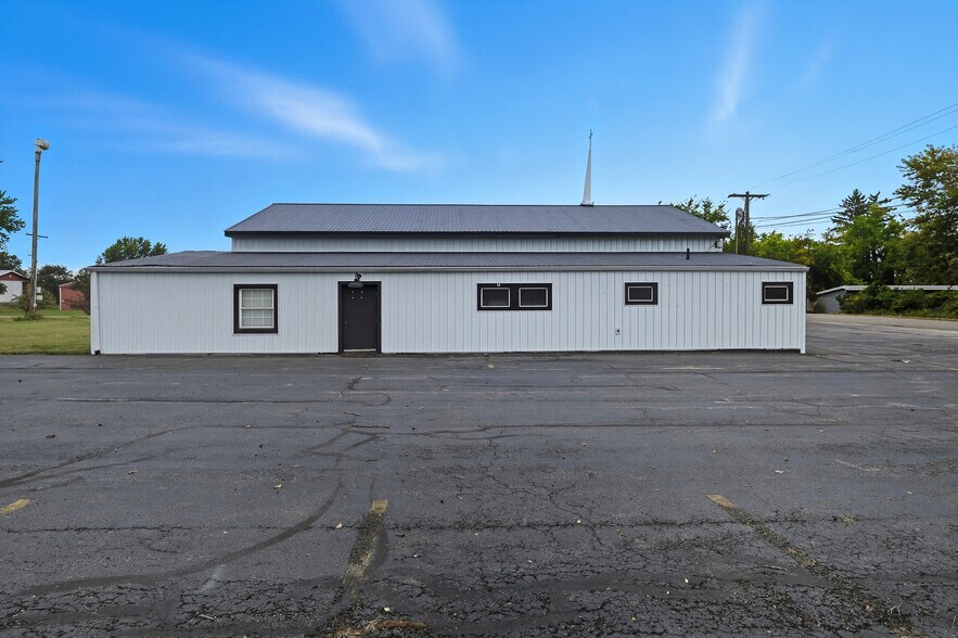 More Photos Of 1400 Paradise View St, Mansfield Office For Sale