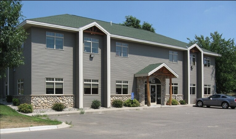 More Photos Of 621 N Benton Dr, Sauk Rapids Office For Lease