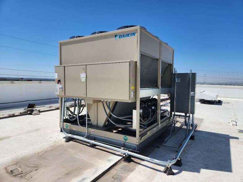 More Photos Of 7500 Viscount Blvd, El Paso Medical For Sale