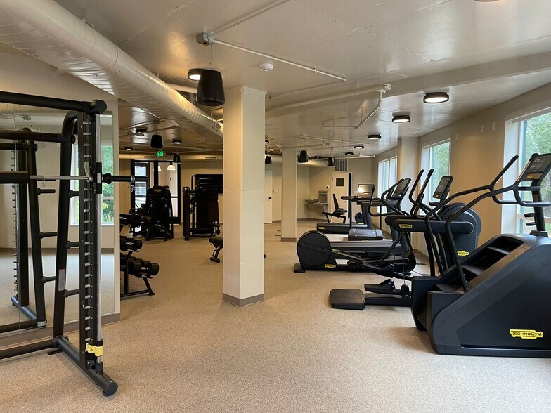 More Photos Of 5845 Arapahoe Ave, Boulder Apartments For Lease