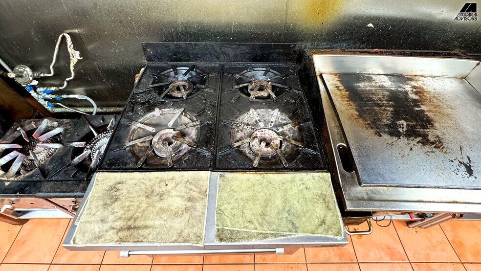 More Photos Of 4960 NW 165th St, Miami Warehouse For Sale