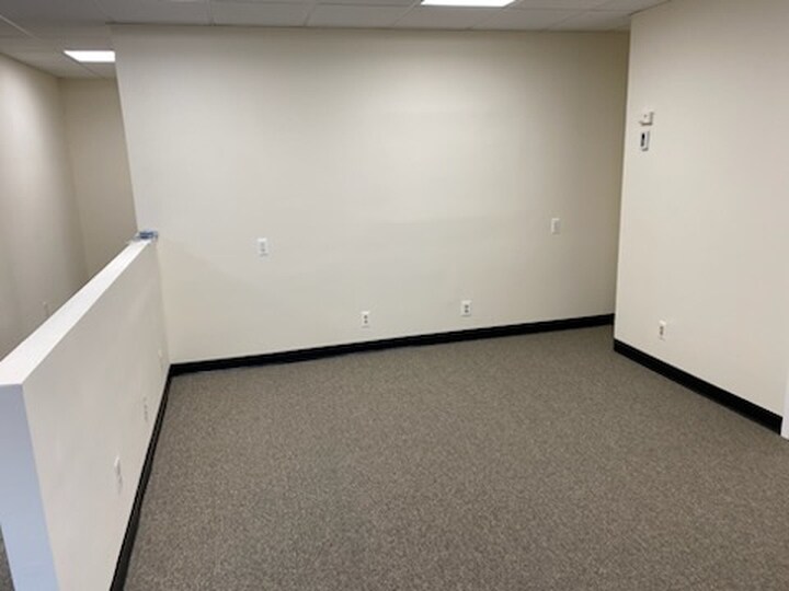 More Photos Of 111 N Central Ave, Hartsdale Office For Lease