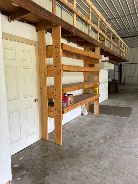 More Photos Of 867 Route 12, Westmoreland Flex For Lease