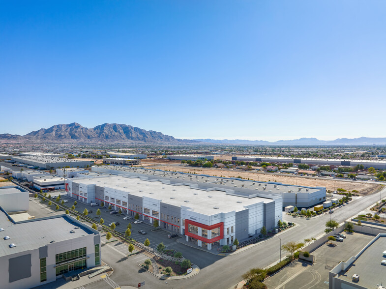 Primary Photo Of 2942 Lincoln Rd, Las Vegas Warehouse For Sale