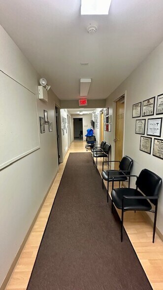 More Photos Of 412 Ewan Rd, Mullica Hill Medical For Lease