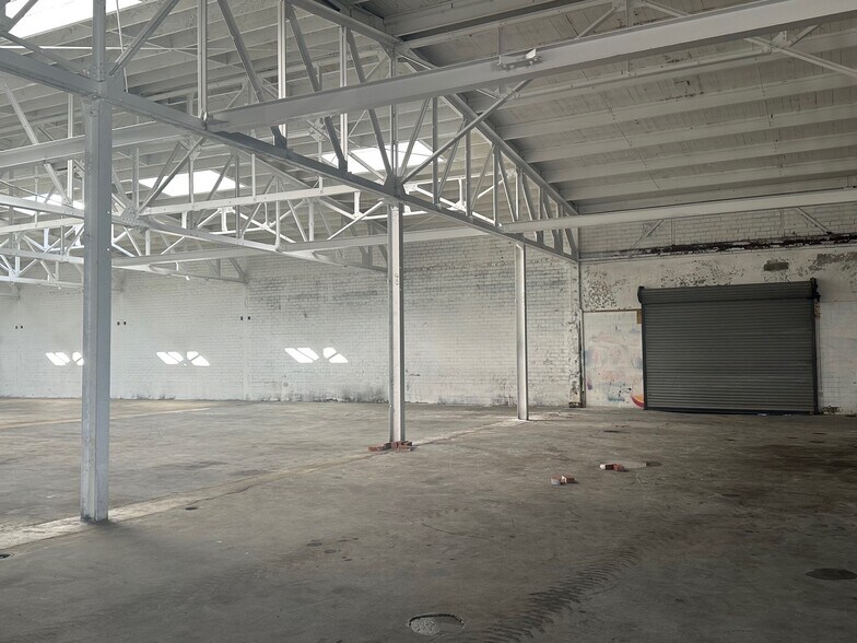 More Photos Of 2715 Adeline St, Oakland Warehouse For Lease