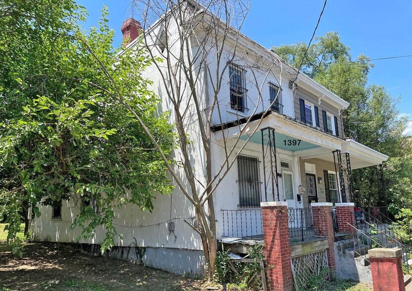 More Photos Of 1397 Morris Rd SE, Washington Specialty For Sale