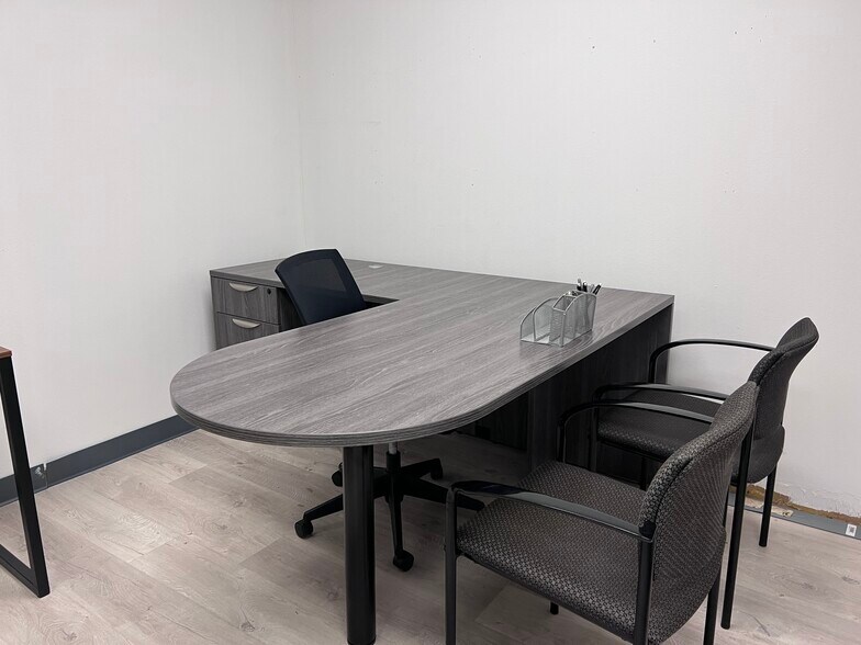 More Photos Of 15150 Preston Rd, Dallas Coworking Space