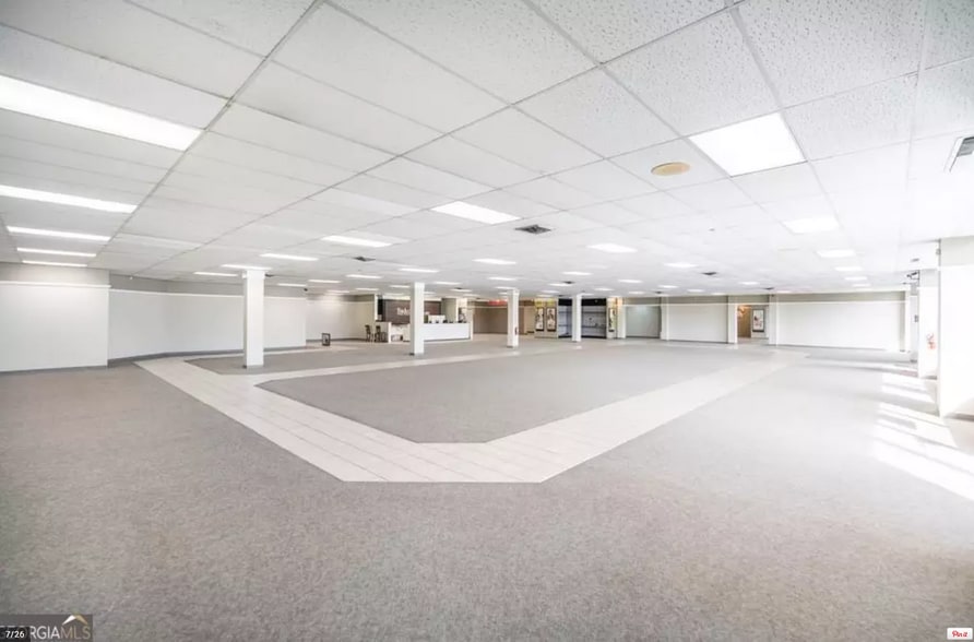 More Photos Of 910 S 7th St, Cordele Freestanding For Sale