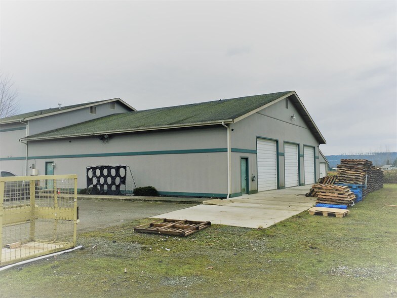 More Photos Of 206 Eleanor Ct NW, South Prairie Industrial For Sale