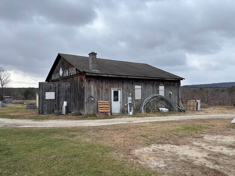 More Photos Of 138 Main Rd, Westhampton Restaurant For Sale
