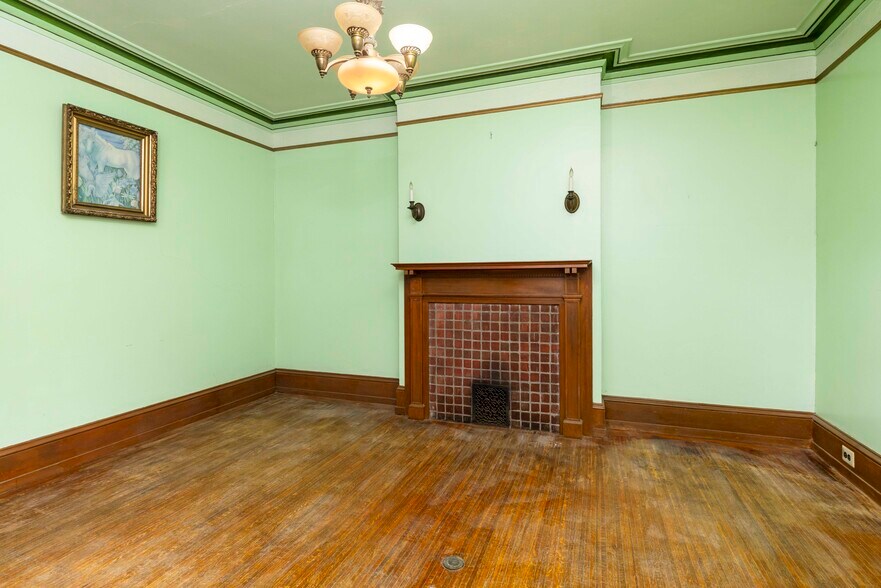 More Photos Of 1717-19 Mt Vernon st, Philadelphia Apartments For Sale