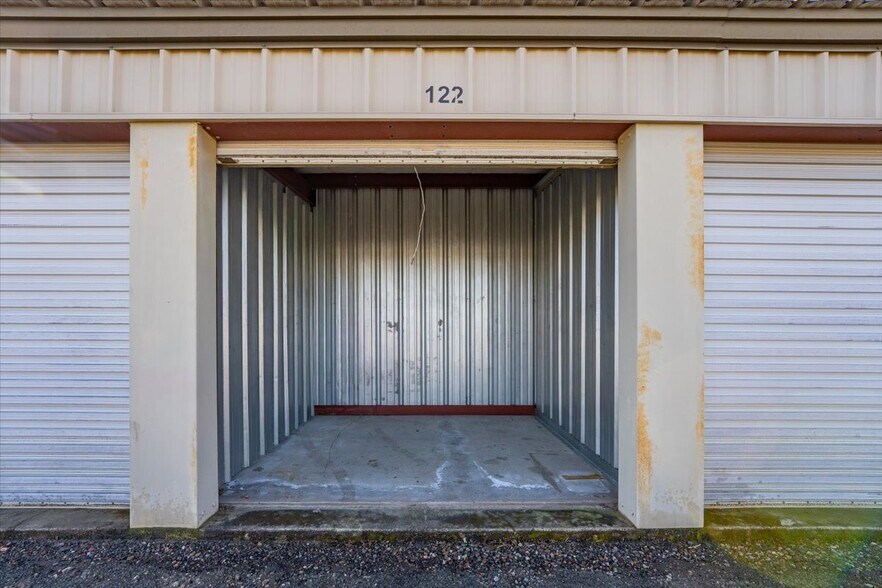 More Photos Of 3650 Main St, Cottonwood Self Storage For Sale