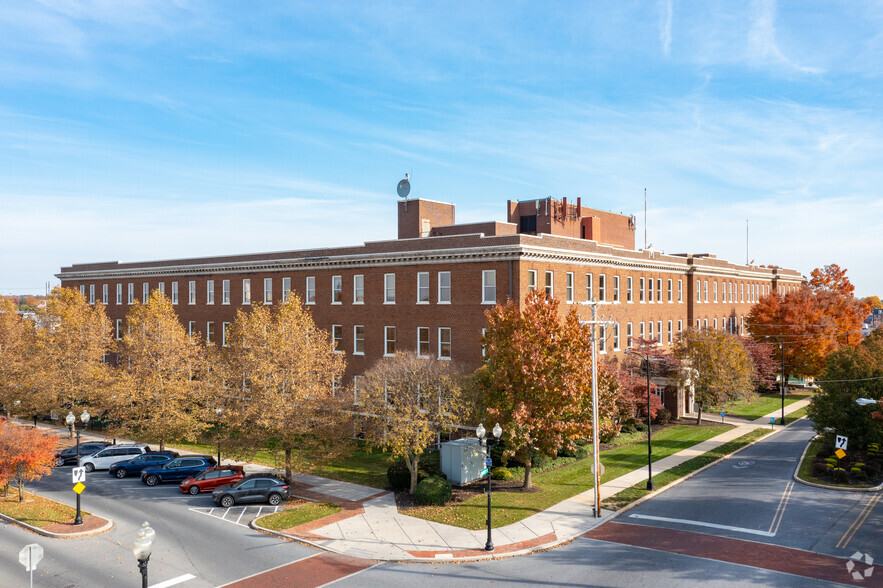 Primary Photo Of 313 W Liberty St, Lancaster Office For Lease