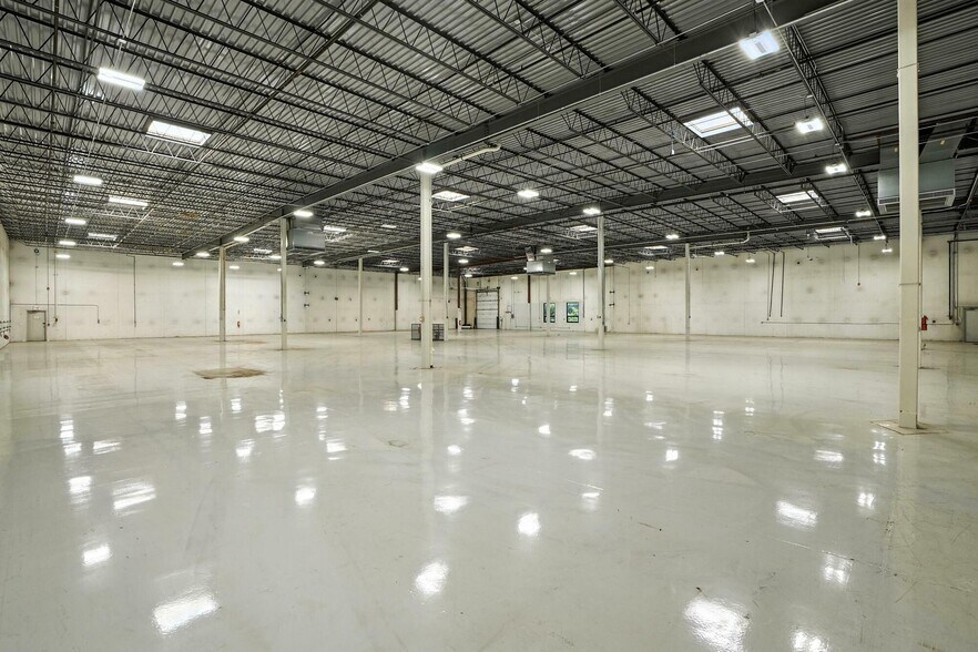 More Photos Of 8130 River Dr, Morton Grove Warehouse For Sale