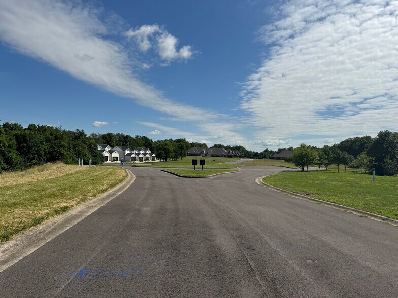 More Photos Of Sugartree Ln, Versailles Land For Sale