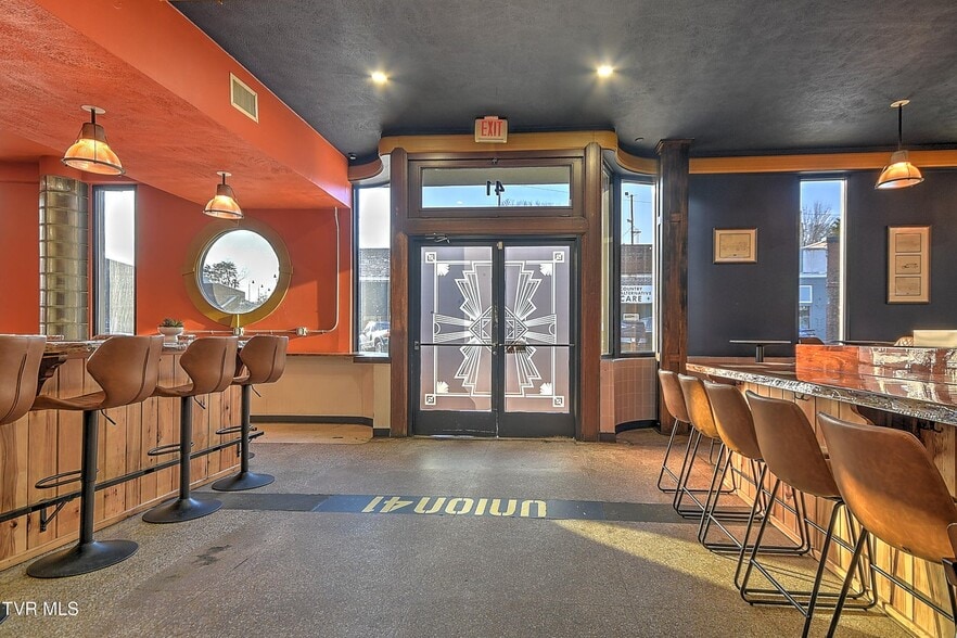 More Photos Of 171 Piedmont Ave, Bristol General Retail For Sale