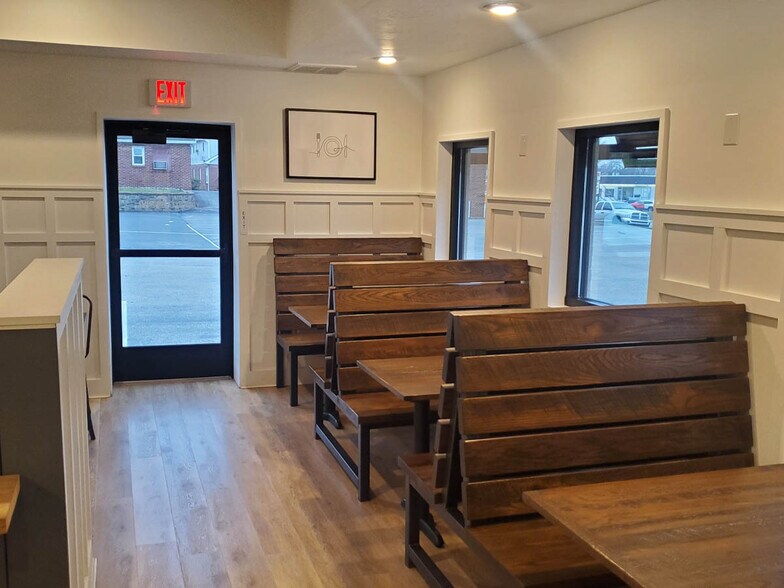 More Photos Of 4345 W Market St, York Restaurant For Sale