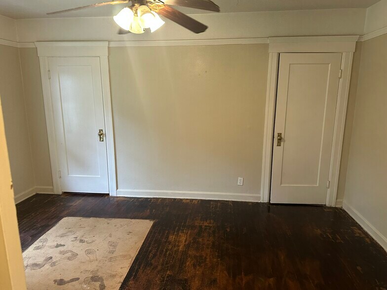 More Photos Of 150 W Stadium Dr, Stockton Apartments For Sale