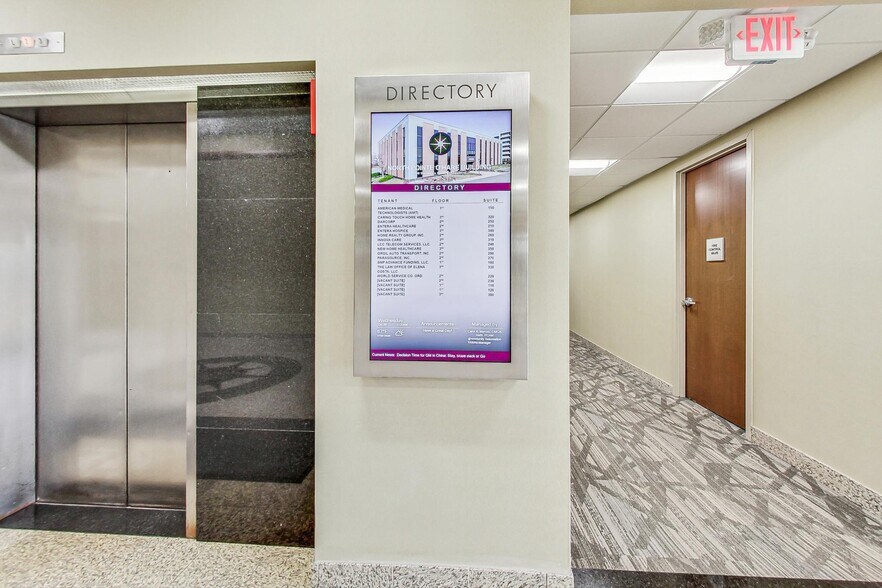 More Photos Of 10700 W Higgins Rd, Rosemont Loft Creative Space For Sale