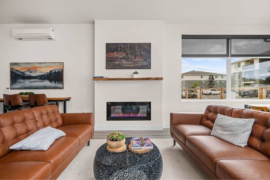 More Photos Of 200 E McCorquedale Rd, Burlington Apartments For Sale