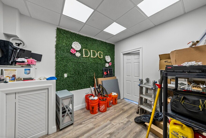 More Photos Of , Keyport Unknown For Sale