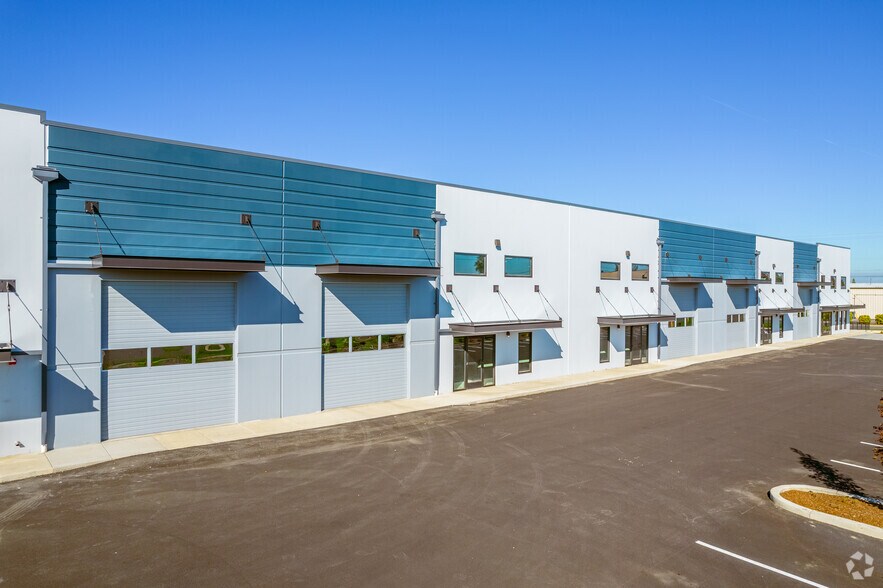 More Photos Of 2192 Vista Ave, Salem Industrial For Lease