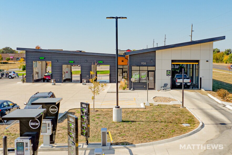 More Photos Of 1125 Fountains Way, Cedar Falls Carwash For Sale