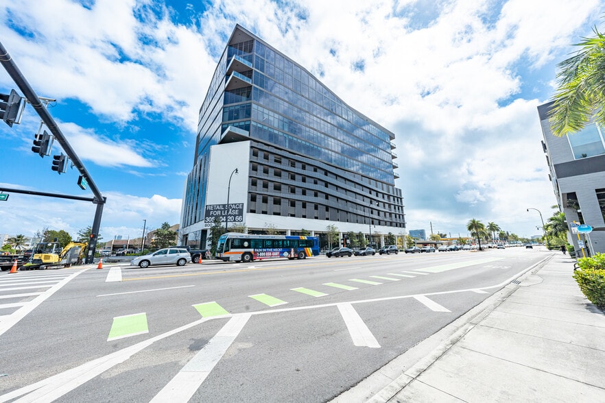 More Photos Of 800 N Federal Hwy, Hallandale Beach Office For Sale