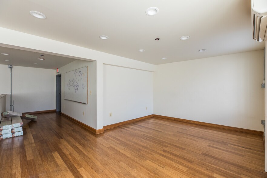 More Photos Of 808-818 N 3rd St, Philadelphia Loft Creative Space For Lease