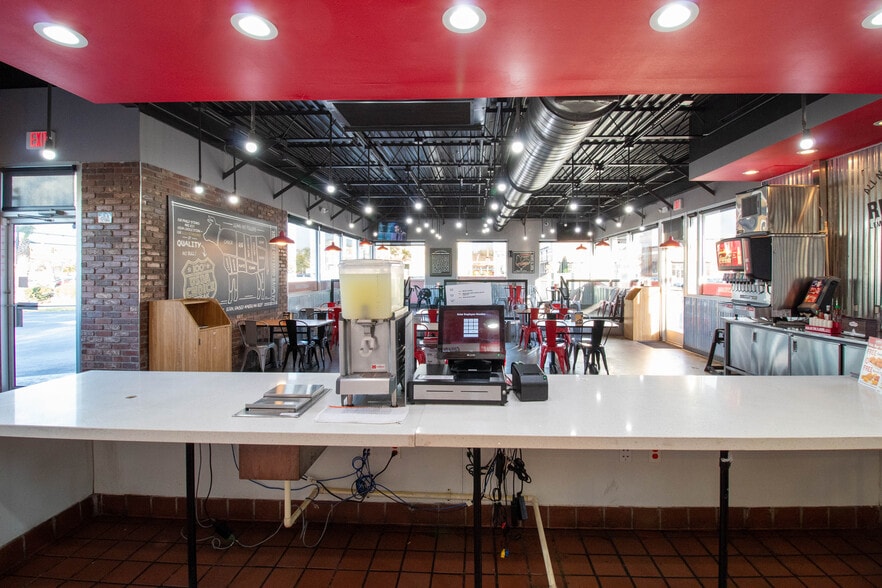 More Photos Of 5908 Orange Blossom Trl, Orlando Fast Food For Sale