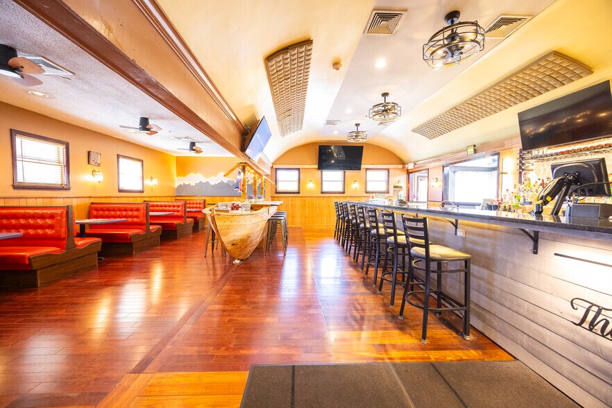 More Photos Of 294 Waterman Ave, Smithfield Restaurant For Sale