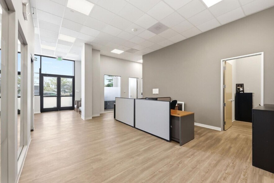 More Photos Of 600 El Camino Real, Belmont General Retail For Sale