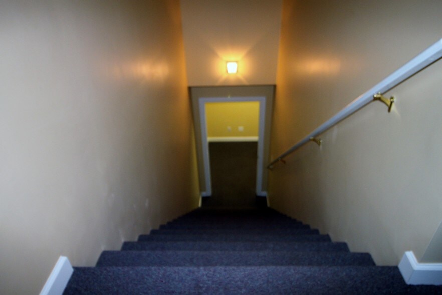 More Photos Of 10151-10171 Bergin Rd, Howell Flex For Lease