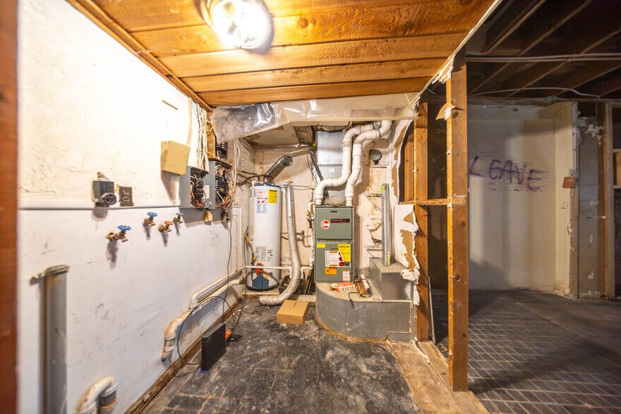 More Photos Of 113 E Main St, Willow Springs Storefront For Sale