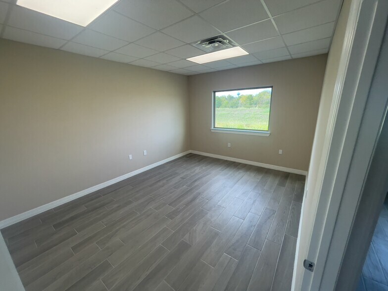 More Photos Of 16310 State Highway 249, Houston Office For Sale