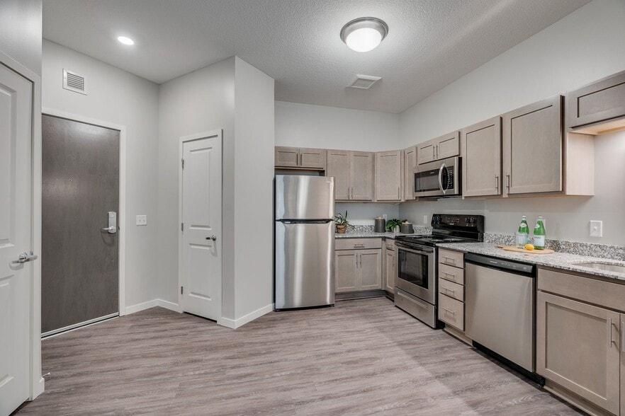 More Photos Of 1935 Park Ave, Minneapolis Apartments For Sale