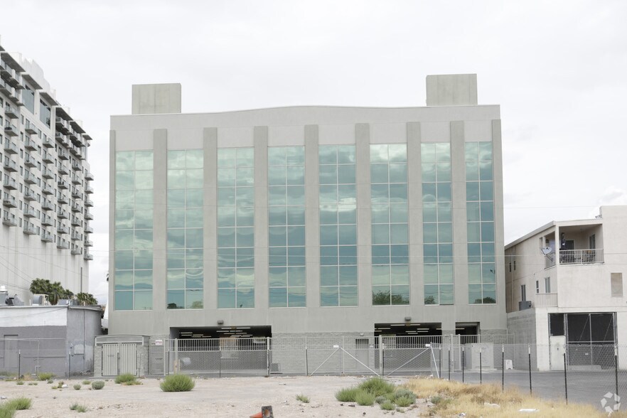 More Photos Of 823 S Las Vegas Blvd, Las Vegas Medical For Sale