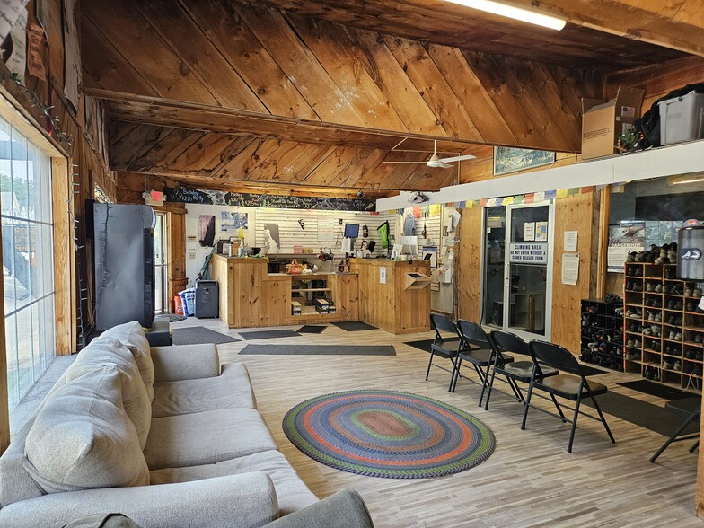 More Photos Of 47 Broadway, Dover Freestanding For Sale