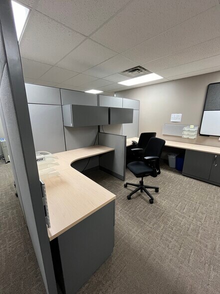 More Photos Of 3202 13th Ave S, Fargo Storefront For Lease